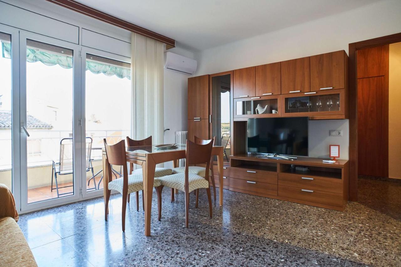 Manresa Apartamentos Turisticos Zewnętrze zdjęcie