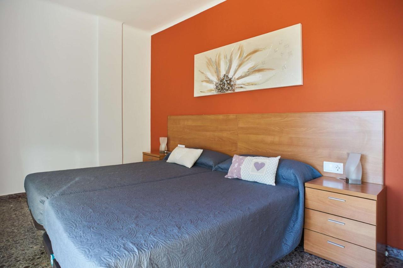Manresa Apartamentos Turisticos Zewnętrze zdjęcie