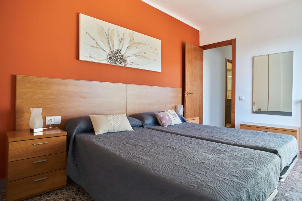 Manresa Apartamentos Turisticos Zewnętrze zdjęcie