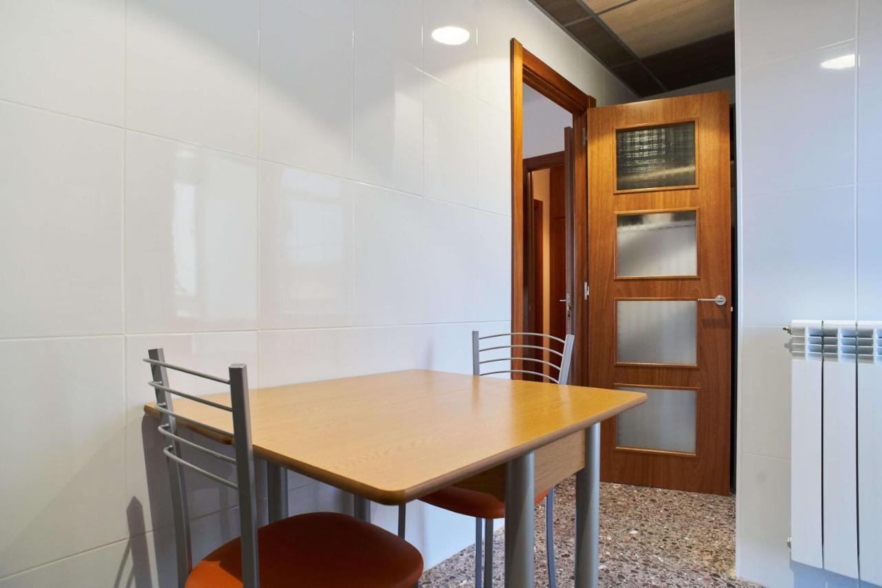 Manresa Apartamentos Turisticos Zewnętrze zdjęcie